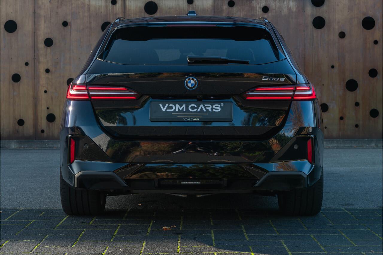 BMW 5-SERIE Touring 530e | M-Sportpakket | Comfort Pack | 21" M Performance | Innovation Pack | Trekhaak |