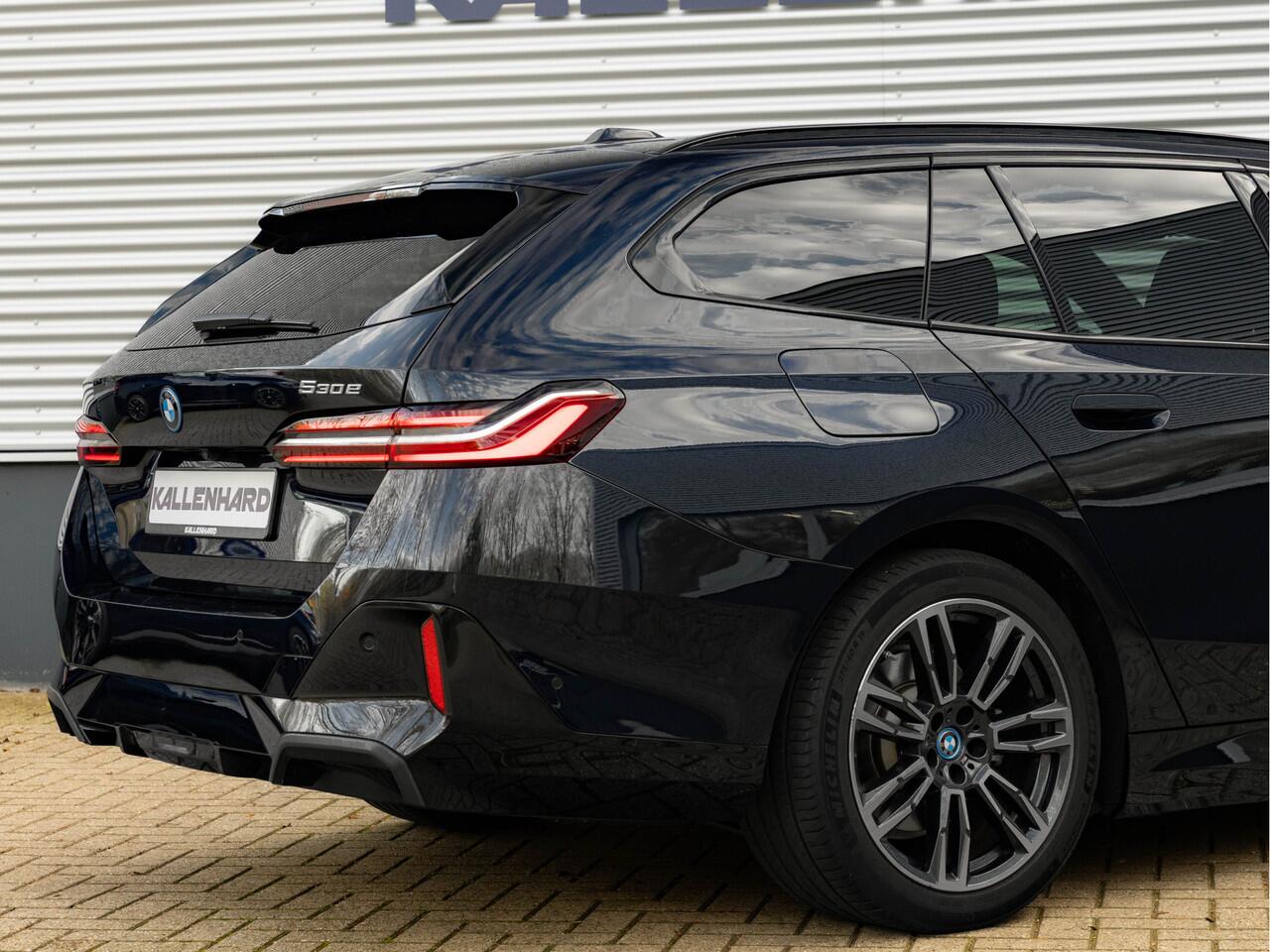 BMW 5-SERIE Touring 530e M-Sport - Pano - Trekhaak - Driving Ass - Camera