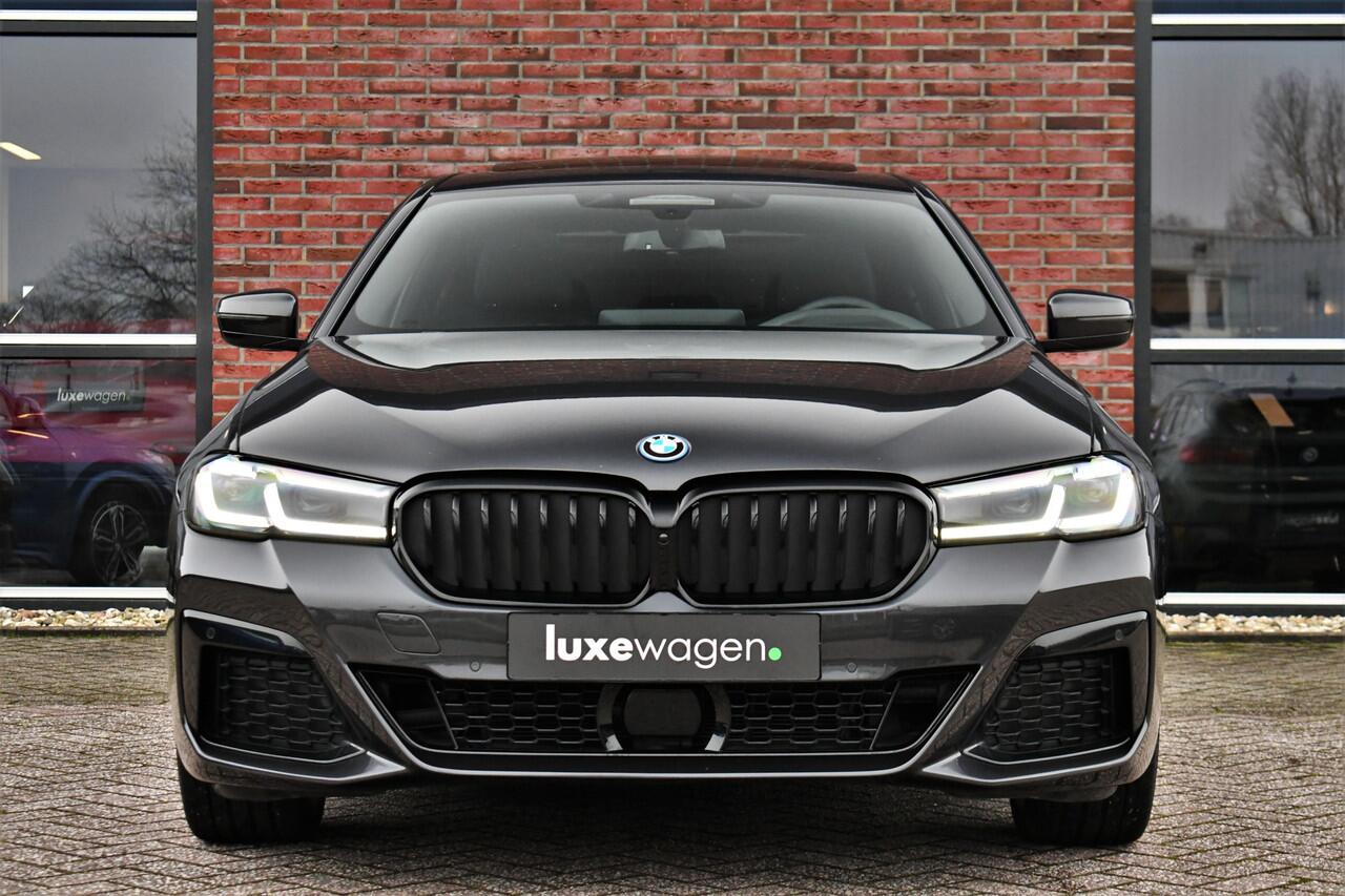 BMW 5-SERIE 530e xDrive M-Sport Pano ACC H/K HUD Comf-zetels DAB