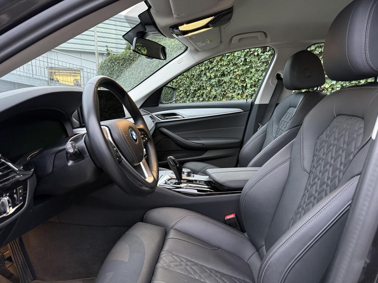 BMW 5-SERIE Touring 530e | Business | Navi Prof | 3 zone Airco | Stoelverw. | Sportstoelen