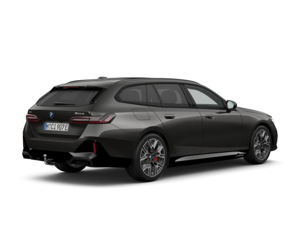 BMW 5-SERIE Touring 550e xDrive M Sportpakket Pro | Innovation Pack | Comfort Pack | Travel Pack | Panoramadak | Bowers & Wilkins