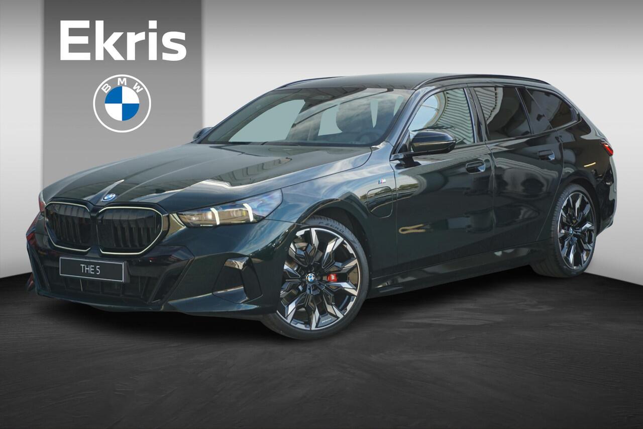 BMW 5-SERIE Touring 530e | M Sportpakket Pro | Individual Lak | Trekhaak | Innovation Pack | Comfort Pack