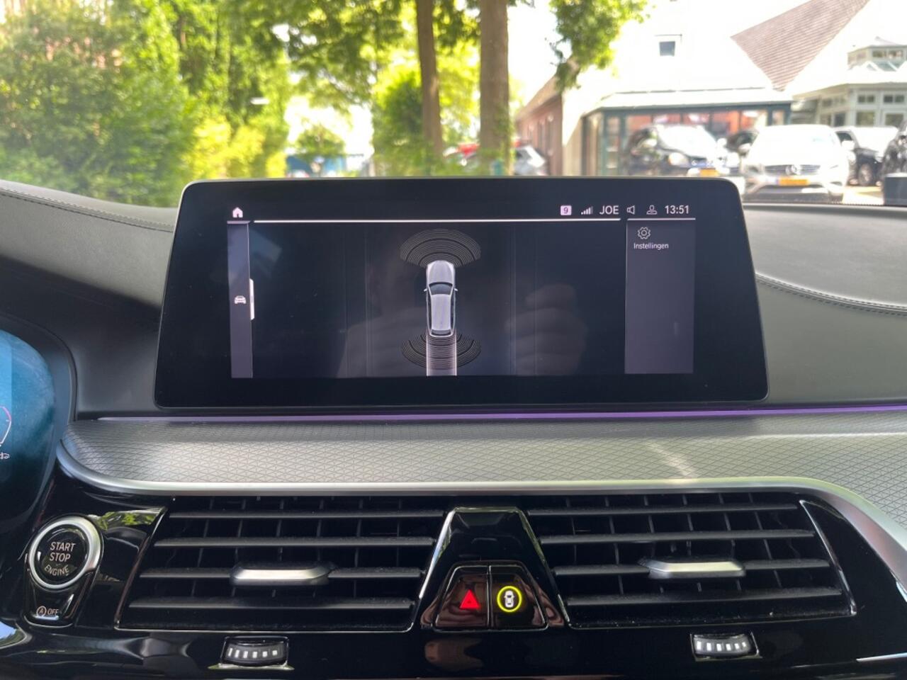 BMW 5-SERIE TOURING 520I HIGH EXECUTIVE / SCHUIFDAK / LEDER / HARMAN-KARDON