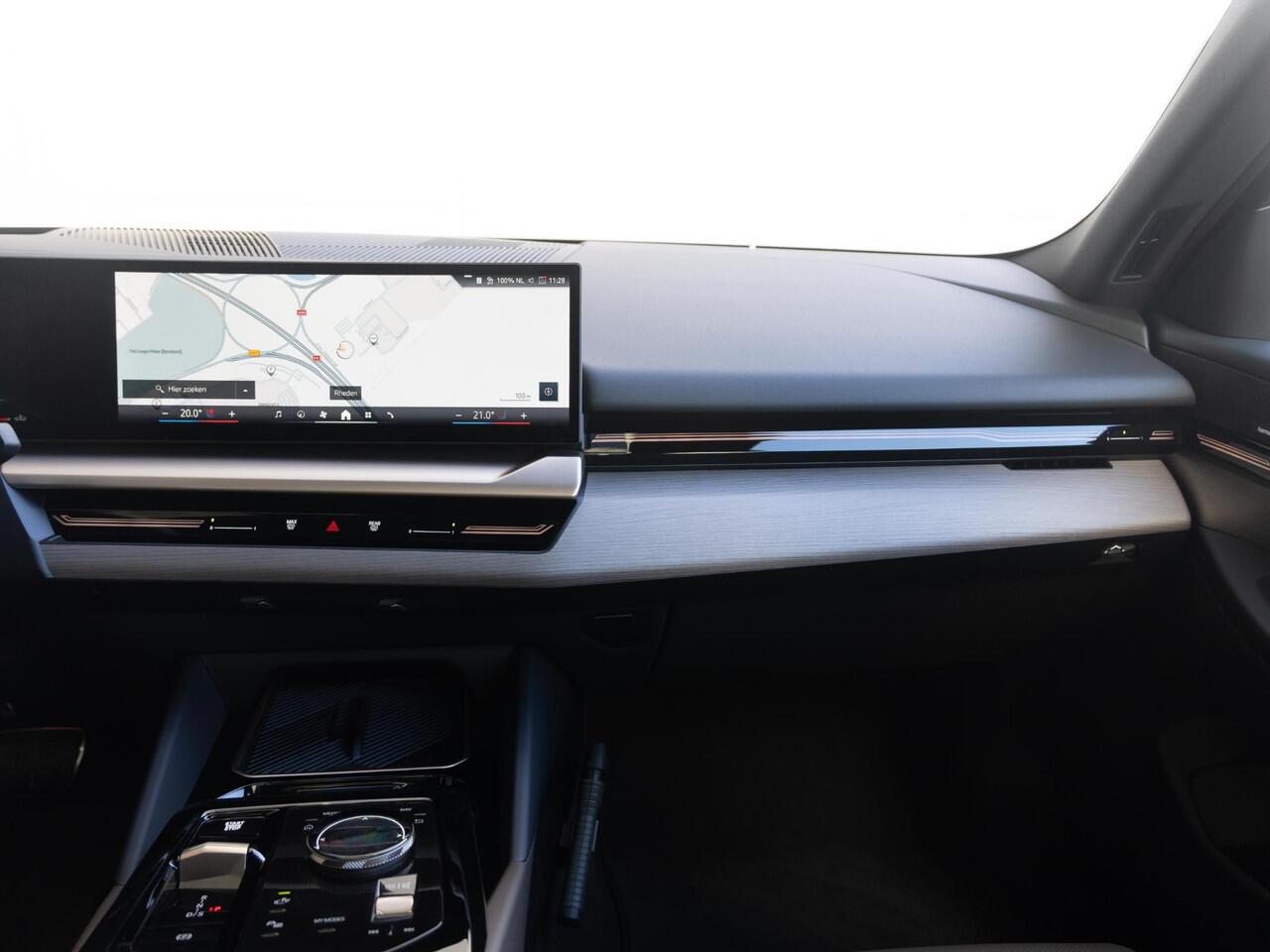 BMW 5-SERIE Sedan 520i | M Sportpakket | Innovation Pack | Travel Pack | Comfort Pack | Ekris Selection