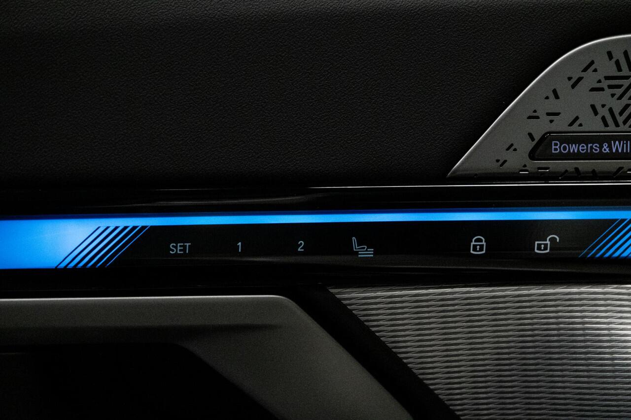 BMW 5-SERIE 550e xDrive *M-Sport Pro / Bowers & Wilkins / HUD / Memory / Stoelventilatie*