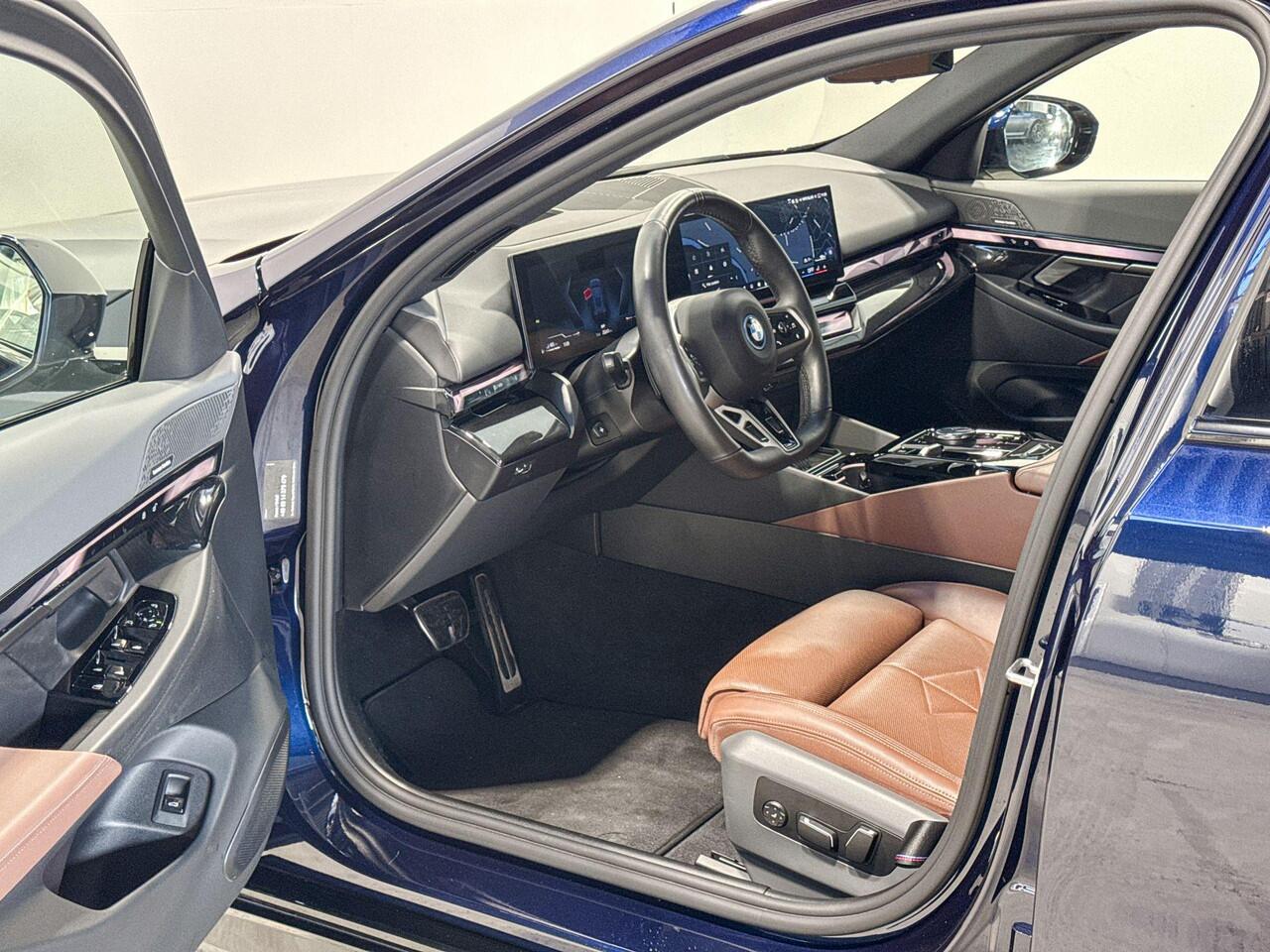 BMW 5-SERIE Touring 550e xDrive Innovation Pack M Sportpakket Pro Aut.