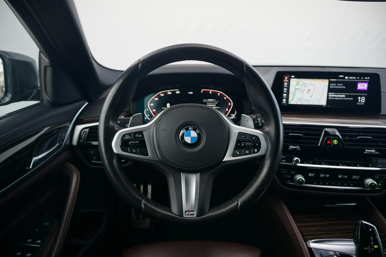 BMW 5-SERIE Touring 530i High Executive Edition | M Sport / Elektrisch panorama-dak / Comfortstoelen / Head-up / HIFI / Comfort Access / Dodehoek detectie