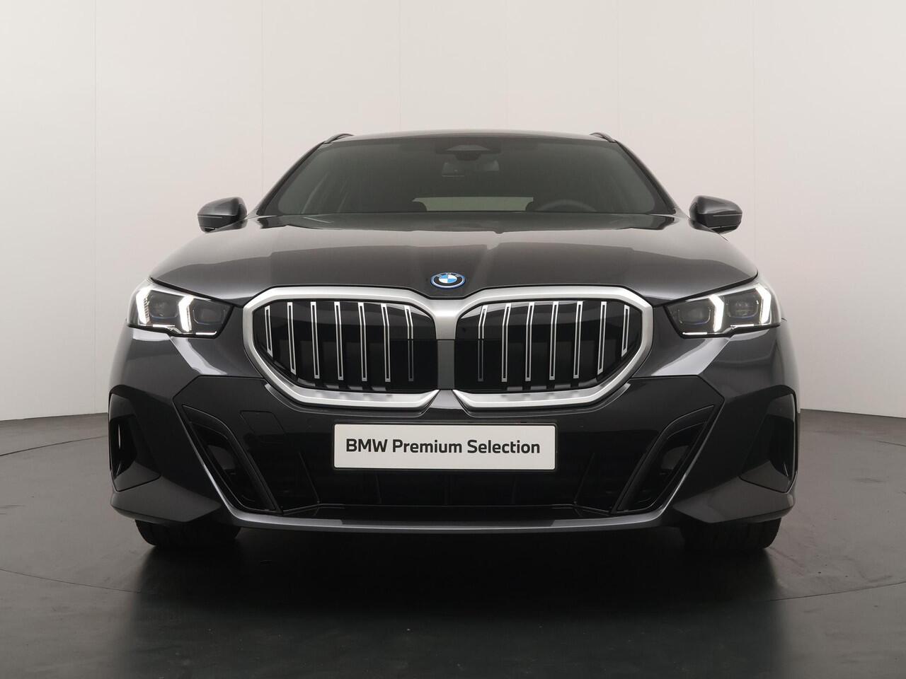 BMW 5-SERIE Touring 530e | M Sportpakket | Trekhaak |