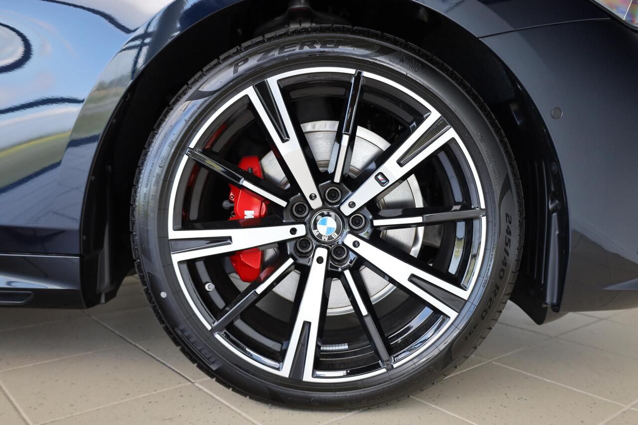 BMW 5-SERIE Touring 520i | M Sportpakket Pro | Equipment Pack Pro | Travel Pack