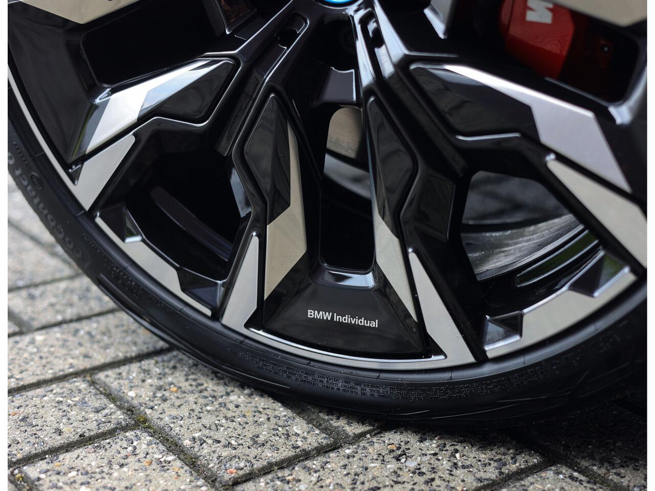 BMW 5-SERIE Touring 530e Touring | M performance - Pano - Trekhaak