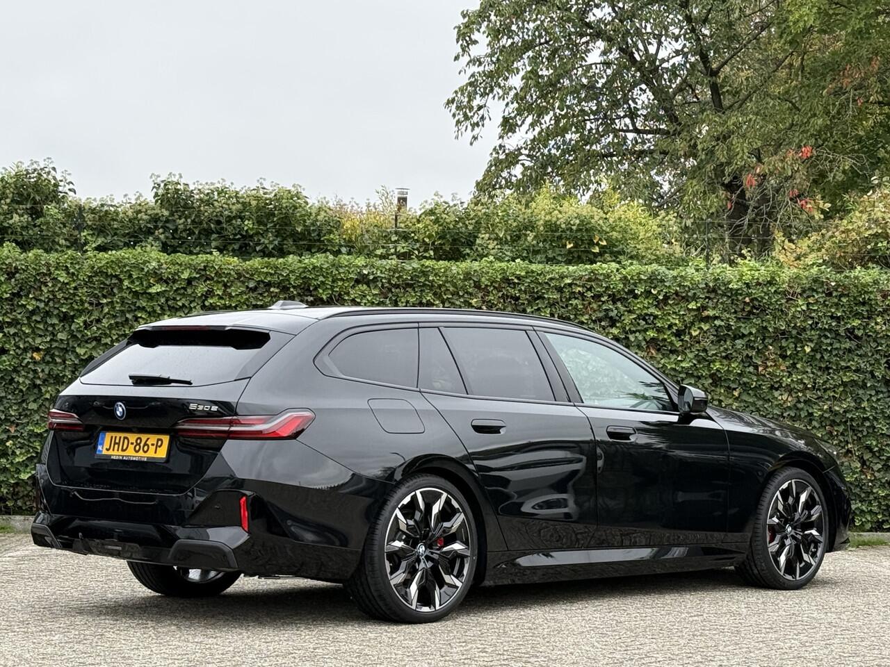 BMW 5-SERIE Touring 530e | M-Sport Pro | 21'' | Panorama | Harman/Kardon | Elek. Trekhaak