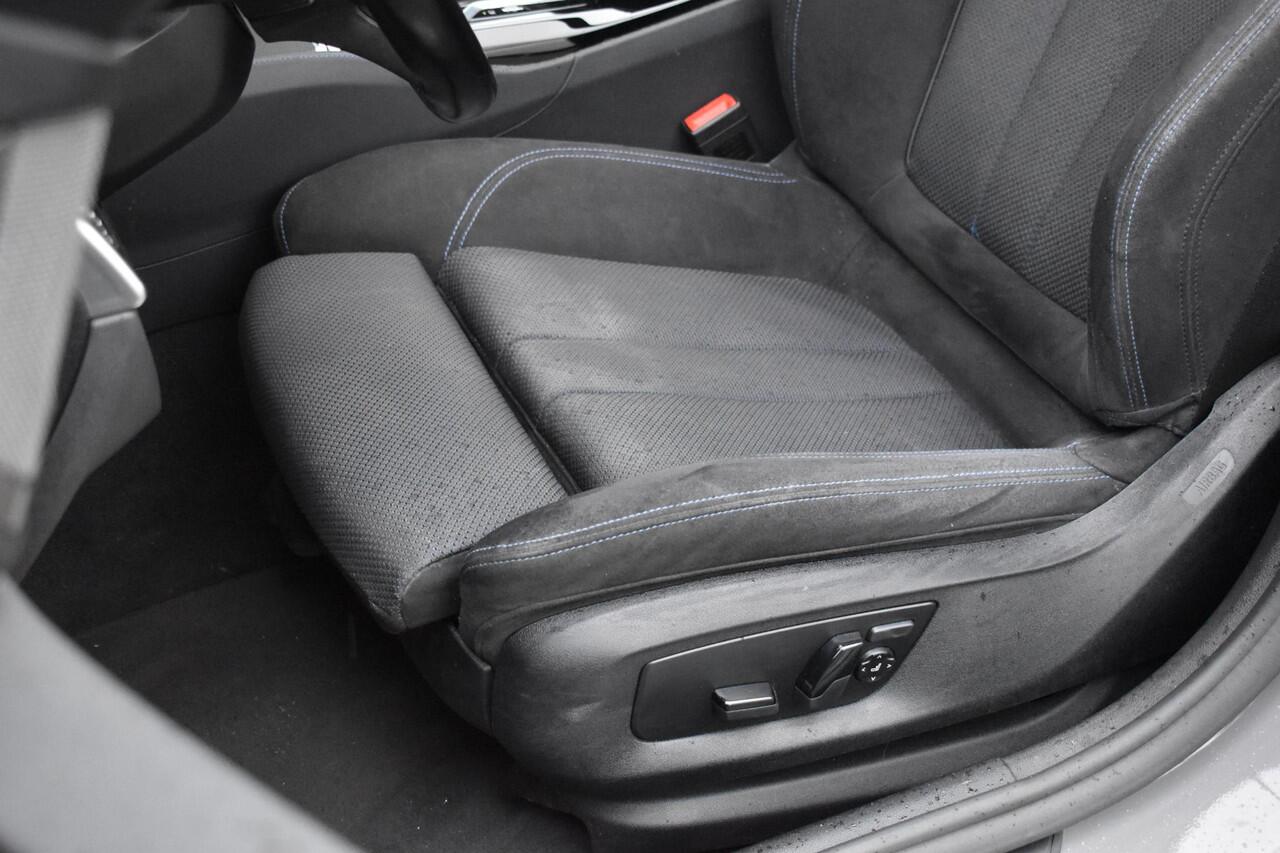 BMW 5-SERIE 530e High Executive M-Sport Pano Camera 20" HK