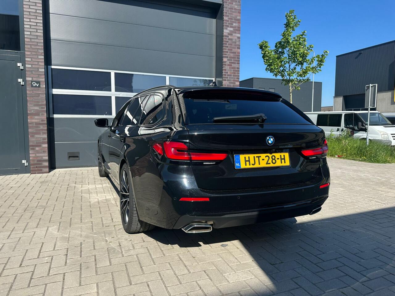 BMW 5-SERIE Touring 530e xDrive Business Edition Plus Headup/Laser/Harman-Kardon/Leder/Cam