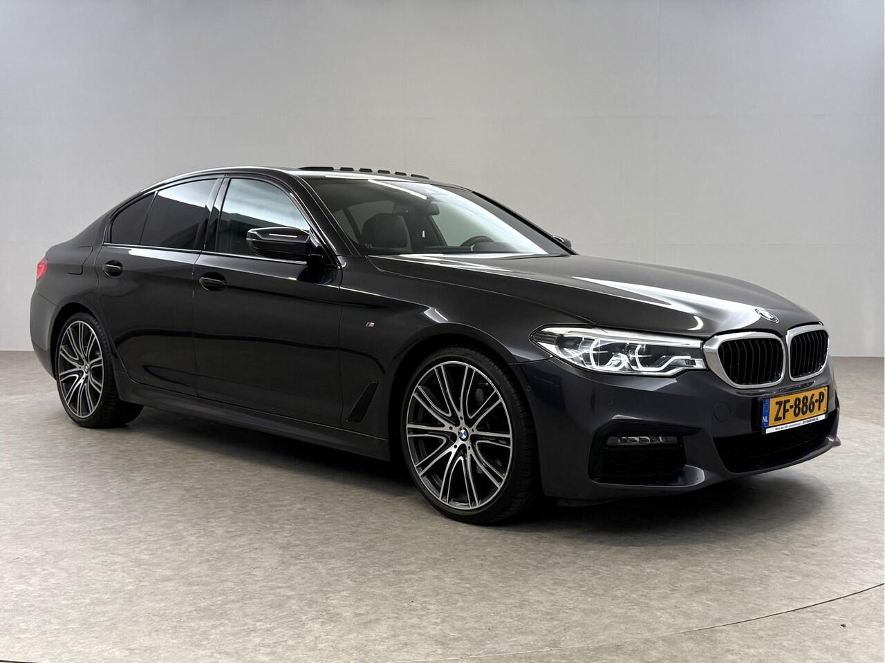 BMW 5-SERIE 520i High Executive M-Sport 184PK | Pano | Sfeerverl. | HuD | Virtual | Memory | Camera | Navi | Keyless | NAP