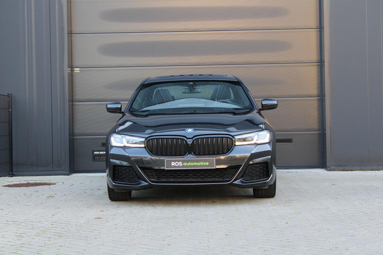 BMW 5-SERIE 530e Business Edition Plus | M-SPORT | BTW | PANO | H/K | HUD | 360 | KEYLESS | STUURVERW | ADAPTIEF ONDERSTEL |