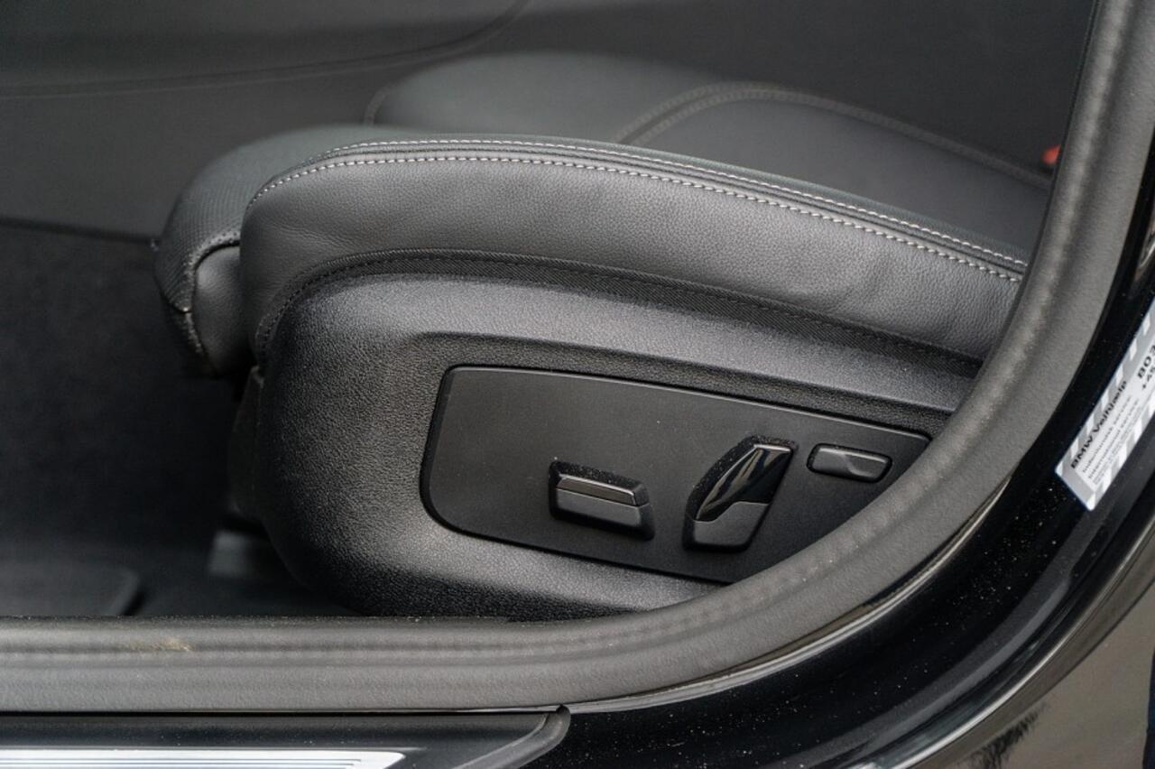 BMW 5-SERIE 530 530e Business Edition Plus | M Sport | Leder | Camera | ACC | Trekhaak | 19 Inch |