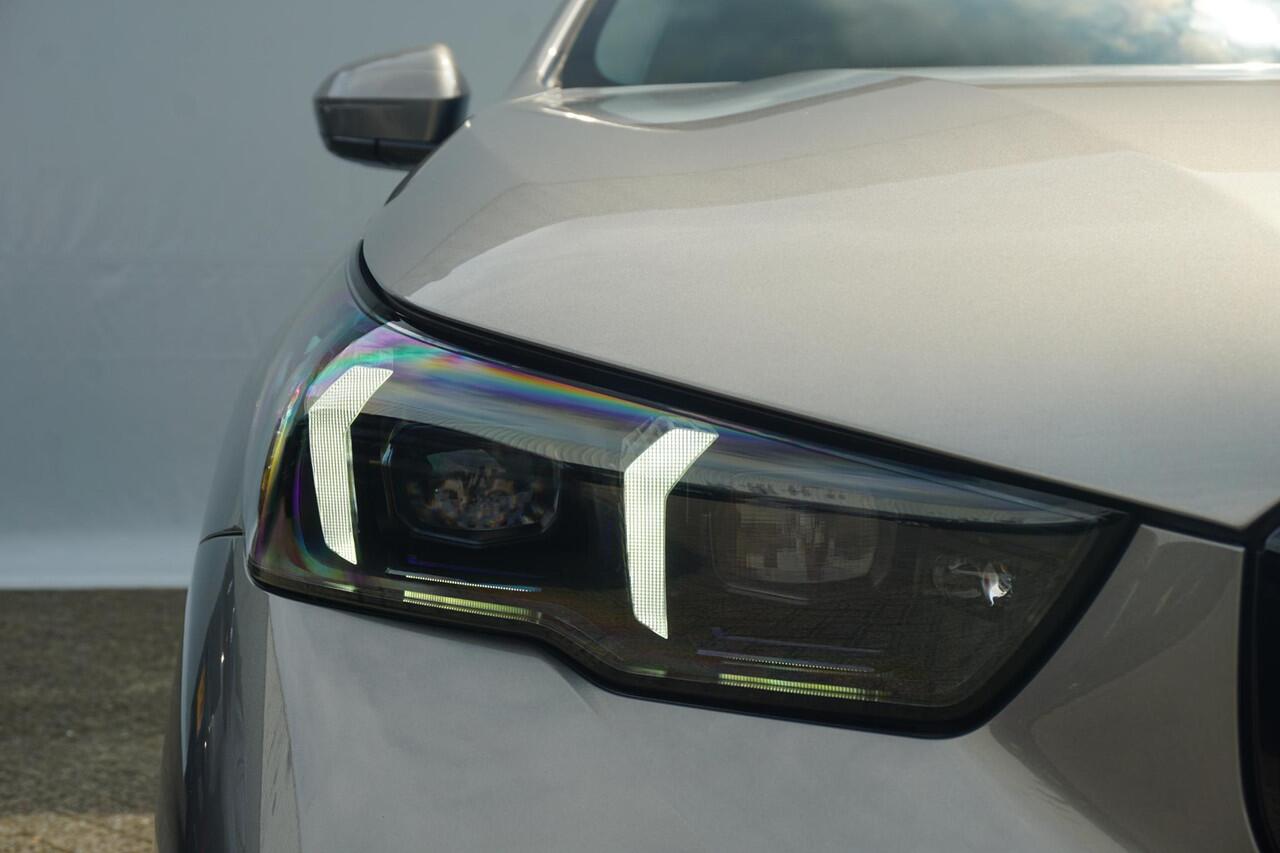 BMW 5-SERIE Touring 530e M Sportpakket Pro 20'' / Panoramadak / Stoelventilatie / Harman Kardon / Trekhaak | Ekris Selection