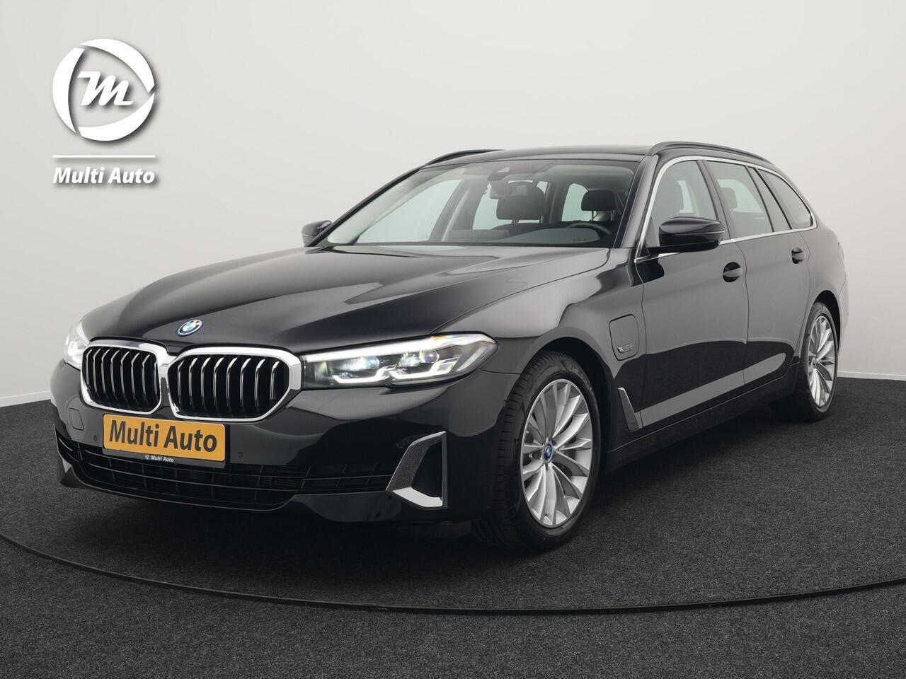 BMW 5-SERIE Touring 530e Luxury Line Plug In Hybrid 294pk Dealer O.H PHEV | Trekhaak Af Fabriek | Panodak | Camera | Lederen Sportstoelen Memory & Verwarmd | Apple Carplay | Cruise Control | Navigatie | Virtual | DAB |