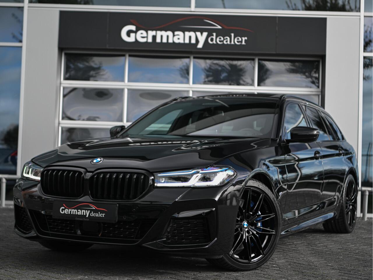 BMW 5-SERIE Touring 540d xDrive 340pk M-Sportpakket Head-Up Laser-Led Comf-Zetels Keyless
