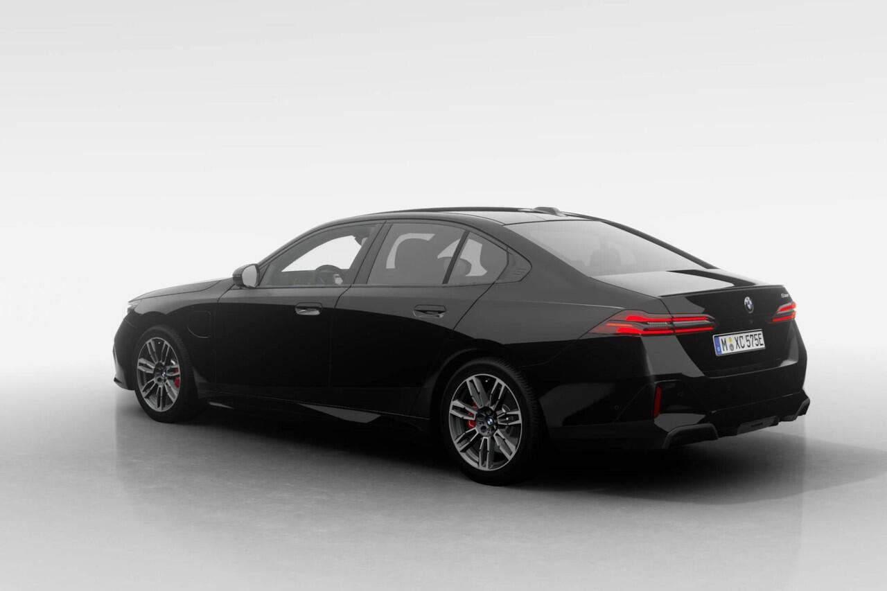 BMW 5-SERIE Sedan 530e M Sport Edition | M Sport Pro | Innovation Pack | Travel Pack | Comfort Pack