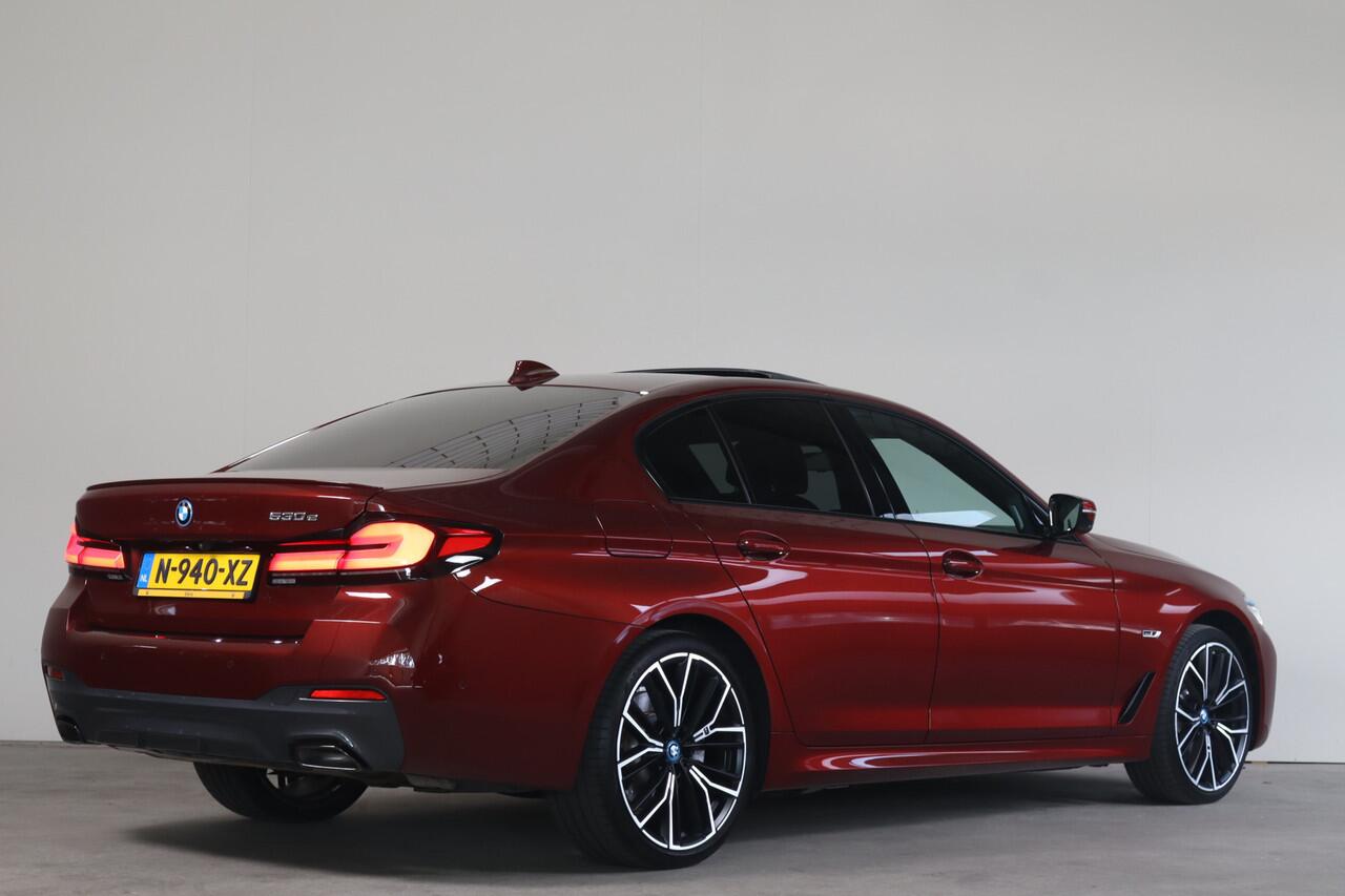 BMW 5-SERIE 530e Business Edition Plus M-Sport Schuifdak I Harm.Kardon I Adap.Cruise