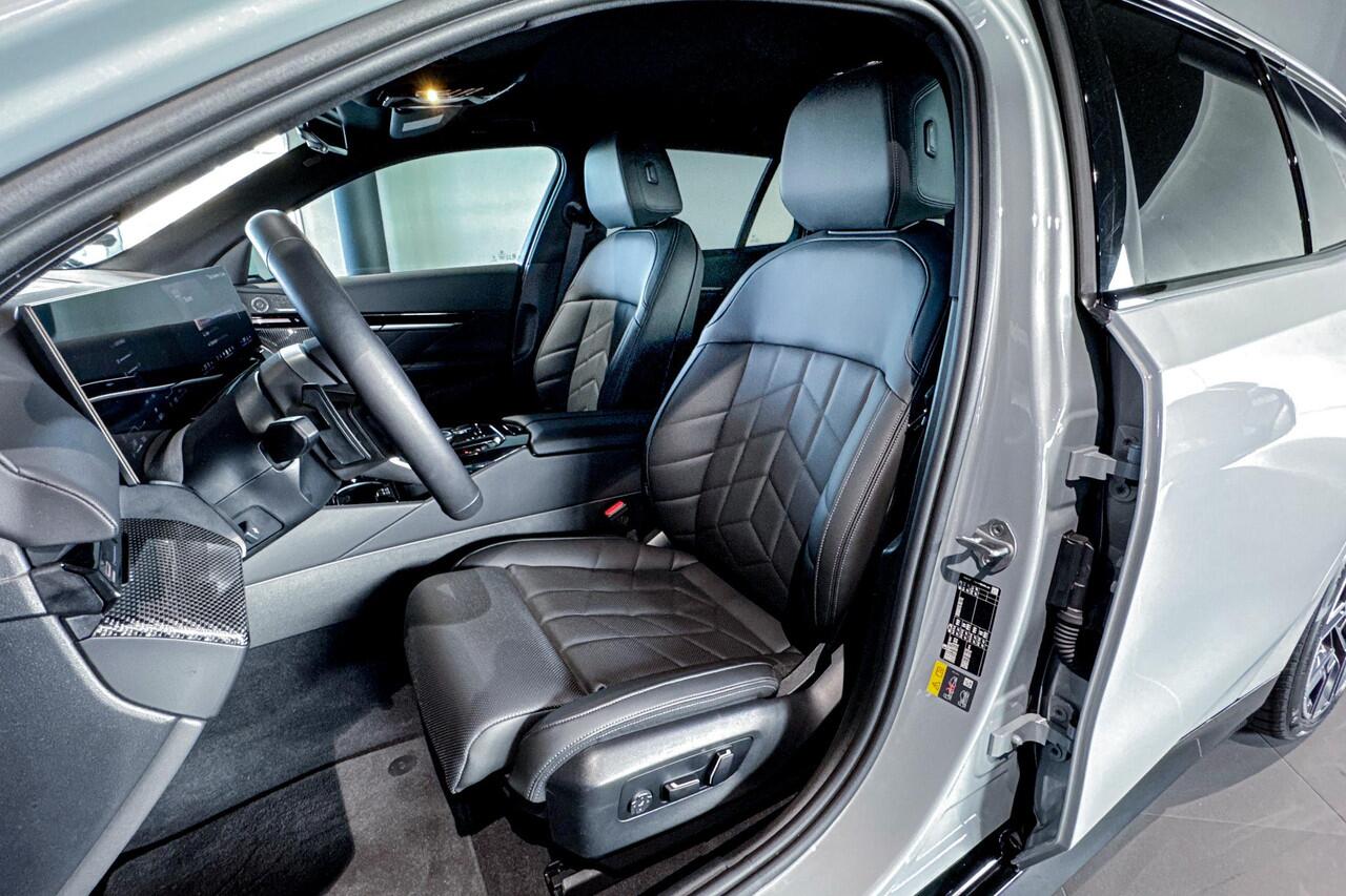 BMW 5-SERIE Touring 530e M Sport Edition | Harman Kardon | Stoelverwarming | Head-up Display |