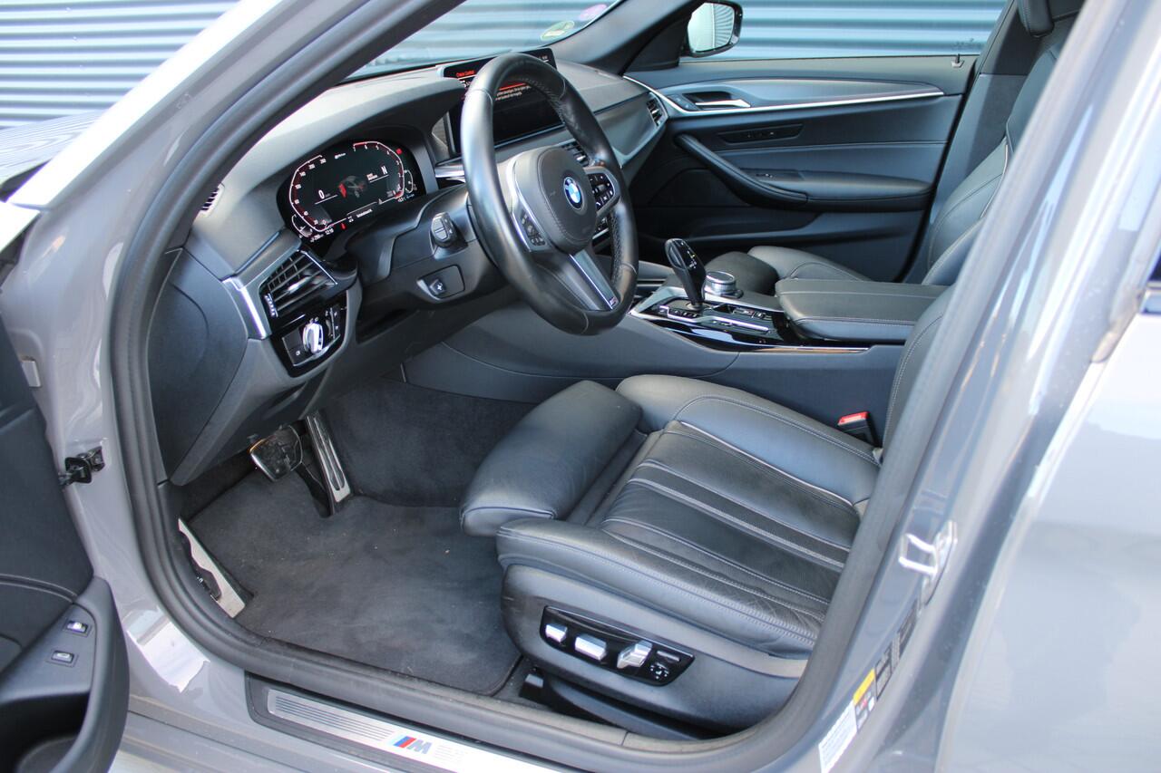 BMW 5-SERIE 520e M-Sport Panoramadak Laser Leer Comfort-Zetels