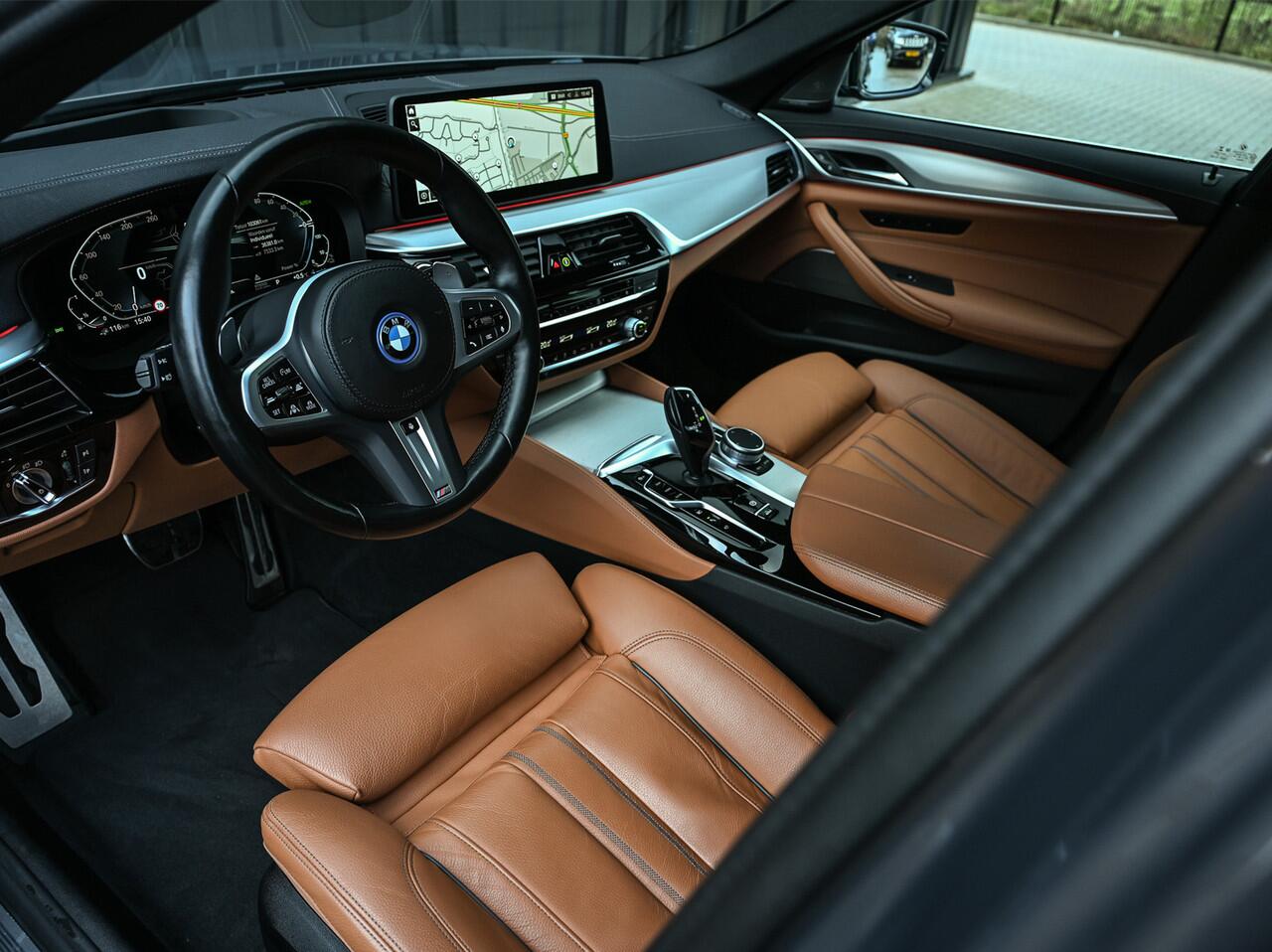 BMW 5-SERIE 530e xDrive Business Edition Plus · NL-auto · Comfort access · Laser Light · Memory seats · Adaptive cruise · Massage · 360 Camera · Stuur- en stoelverwarming · Ambiance · Harman/Kardon · Trekhaak