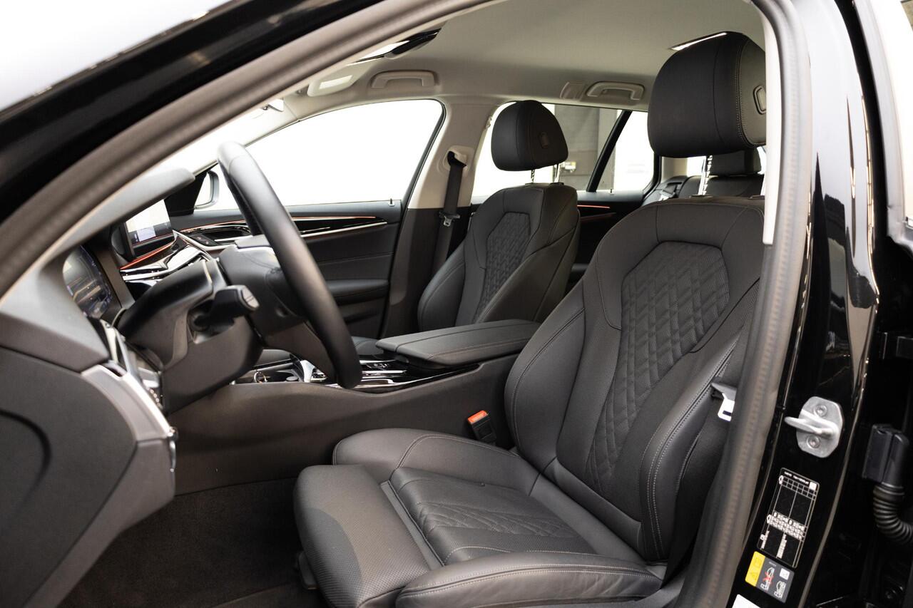 BMW 5-SERIE Touring 530e Executive | Driving Assistant | Adaptive Cruise | Trekhaak |