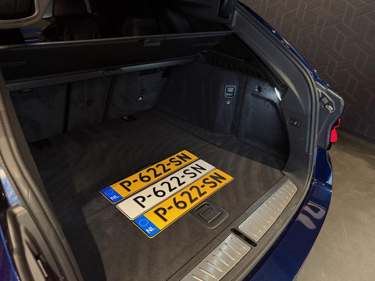 BMW 5-SERIE Touring 520i Business Ed | M-sport | Trekhaak | Tansanitblau