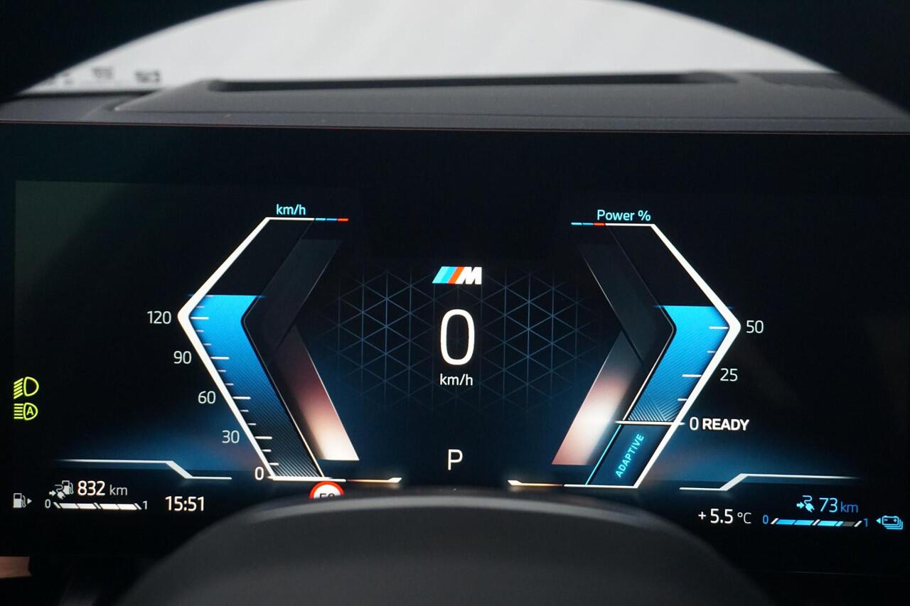 BMW 5-SERIE Sedan 530e M Sportpakket Pro 20'' / Harman Kardon / Comfortstoelen met stoelventilatie / Driving Assistant Professional / Trekhaak