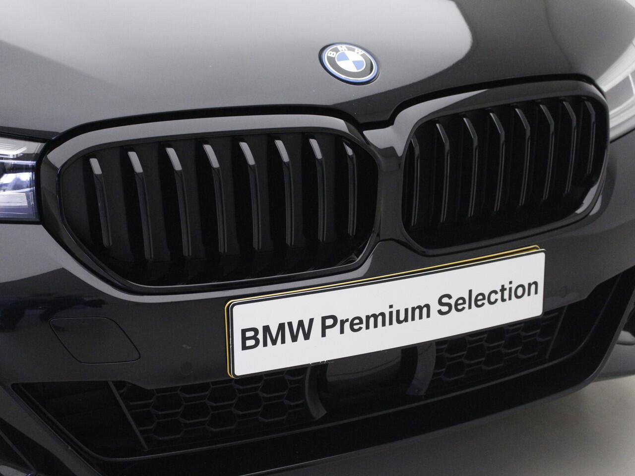 BMW 5-SERIE 530e xDrive M-Sport | Camera | Hifi | Driving Assistant Professional