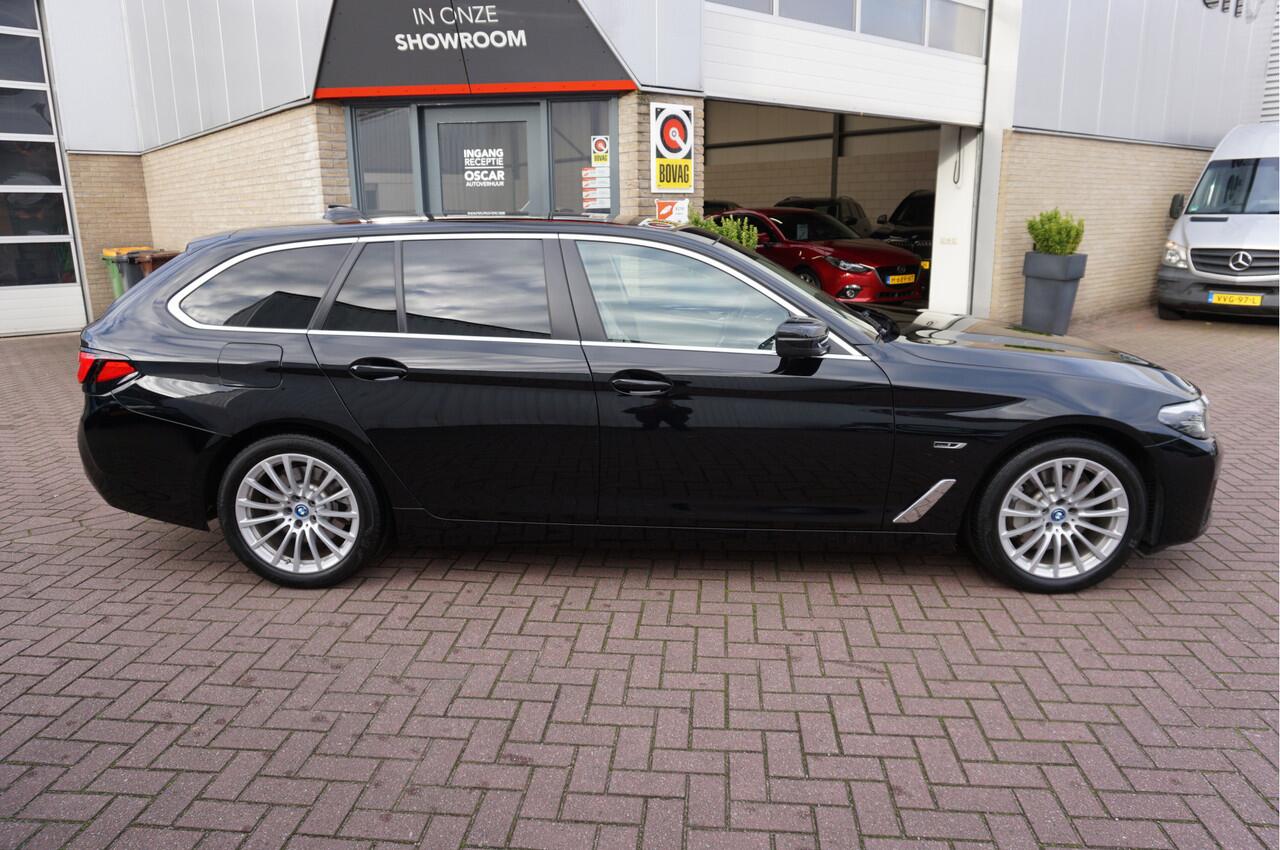 BMW 5-SERIE Touring 530e Business Edition Plus Sensatec