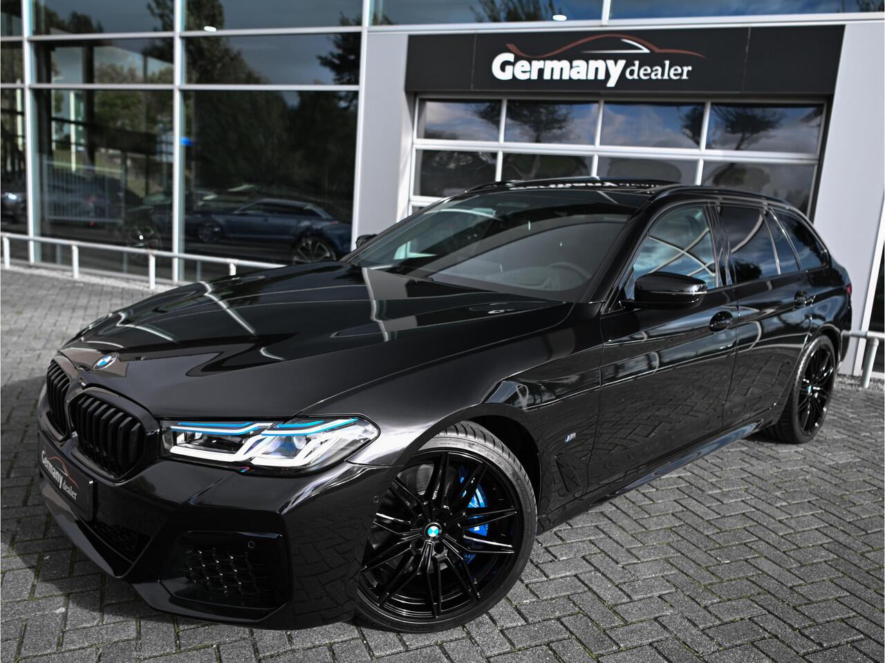 BMW 5-SERIE Touring 540d xDrive 340pk M-Sportpakket Head-Up Laser-Led Comf-Zetels Keyless