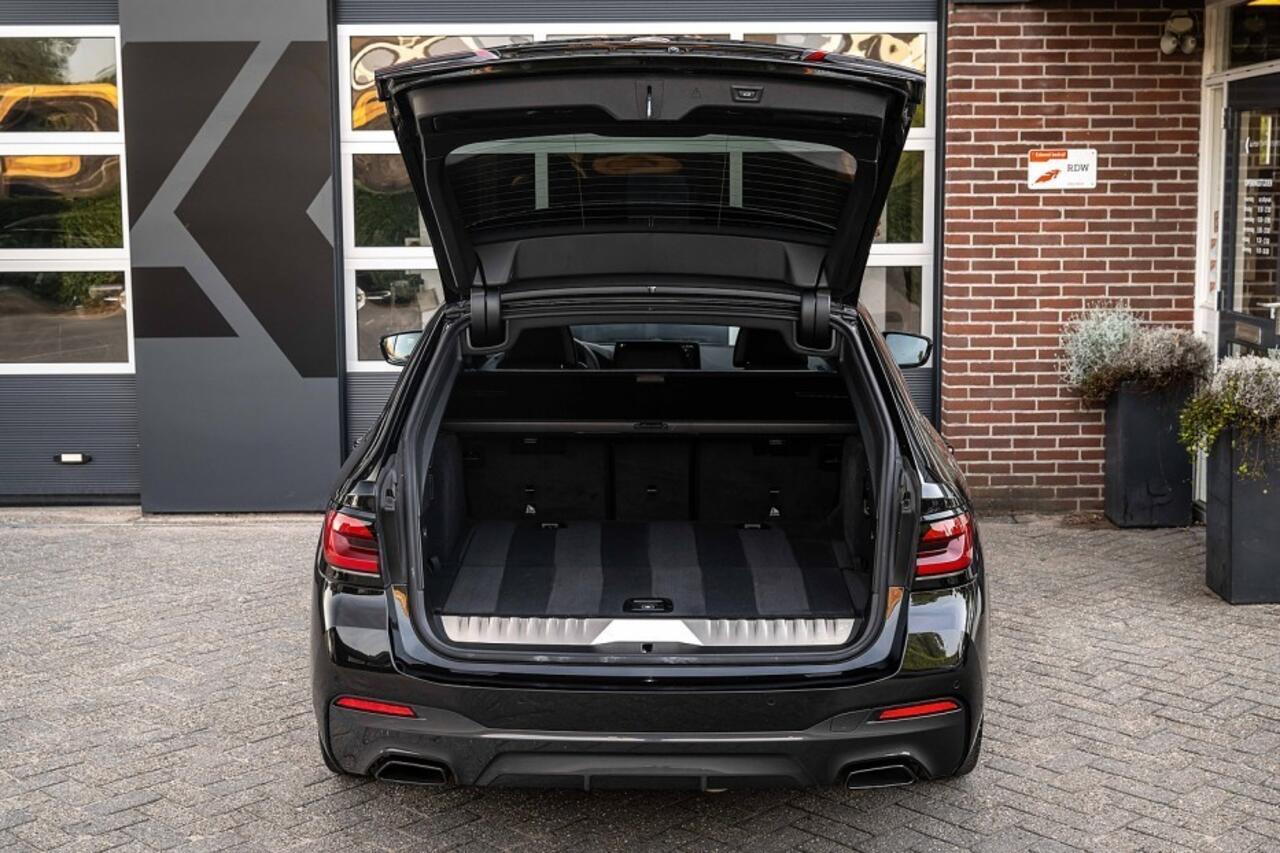 BMW 5-SERIE 530 530e Business Edition Plus | Shadow | M Sport | Panorama | Laser | Head-up | Leder | Camera | H/K |Trekhaak | 19 Inch |
