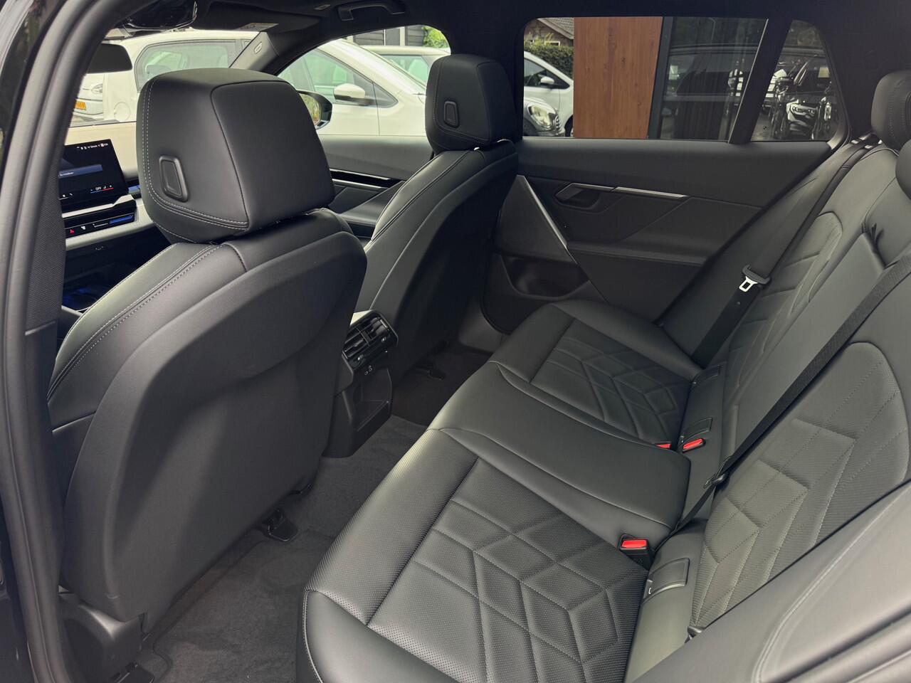 BMW 5-SERIE Touring 530e M Sport Edition | Travel Pack | Pano