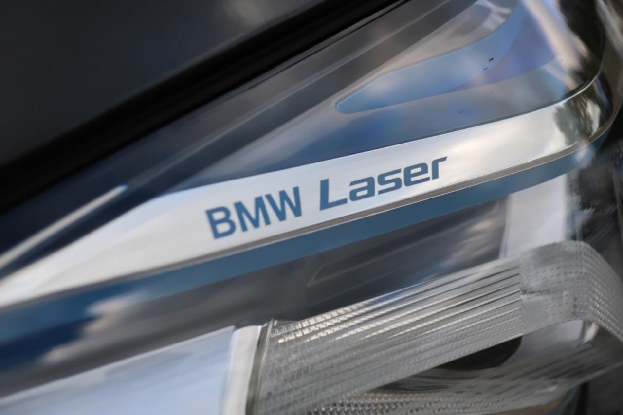 BMW 5-SERIE 530E X-DRIVE LUXURY LINE, Elektr. Schuifdak, Laser LED, etc.