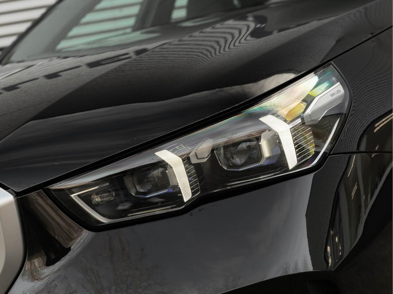 BMW 5-SERIE 520i - Sportstoelen - Stoelverwarming - Camera - Driving Assistant