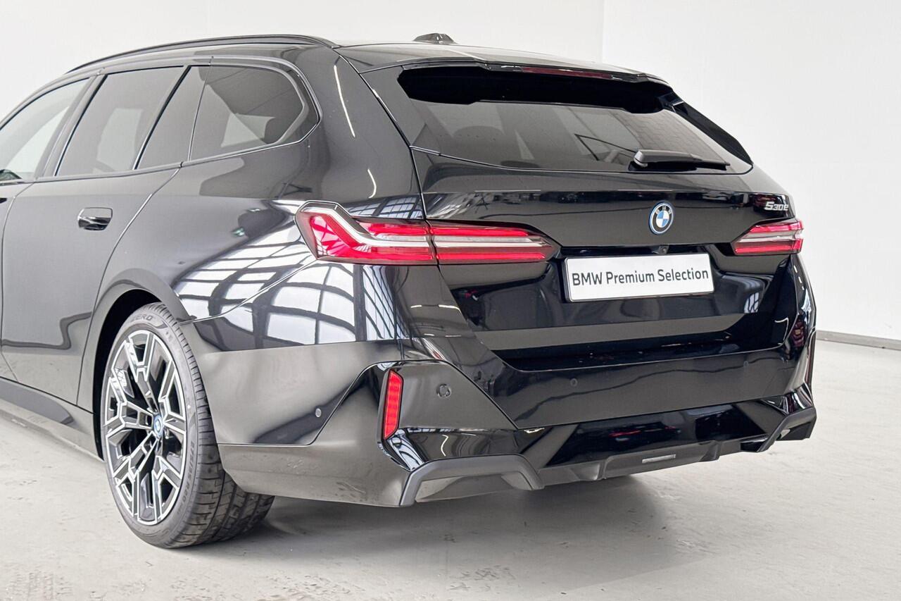 BMW 5-SERIE Touring 530e Travel Pack M Sportpakket Aut.