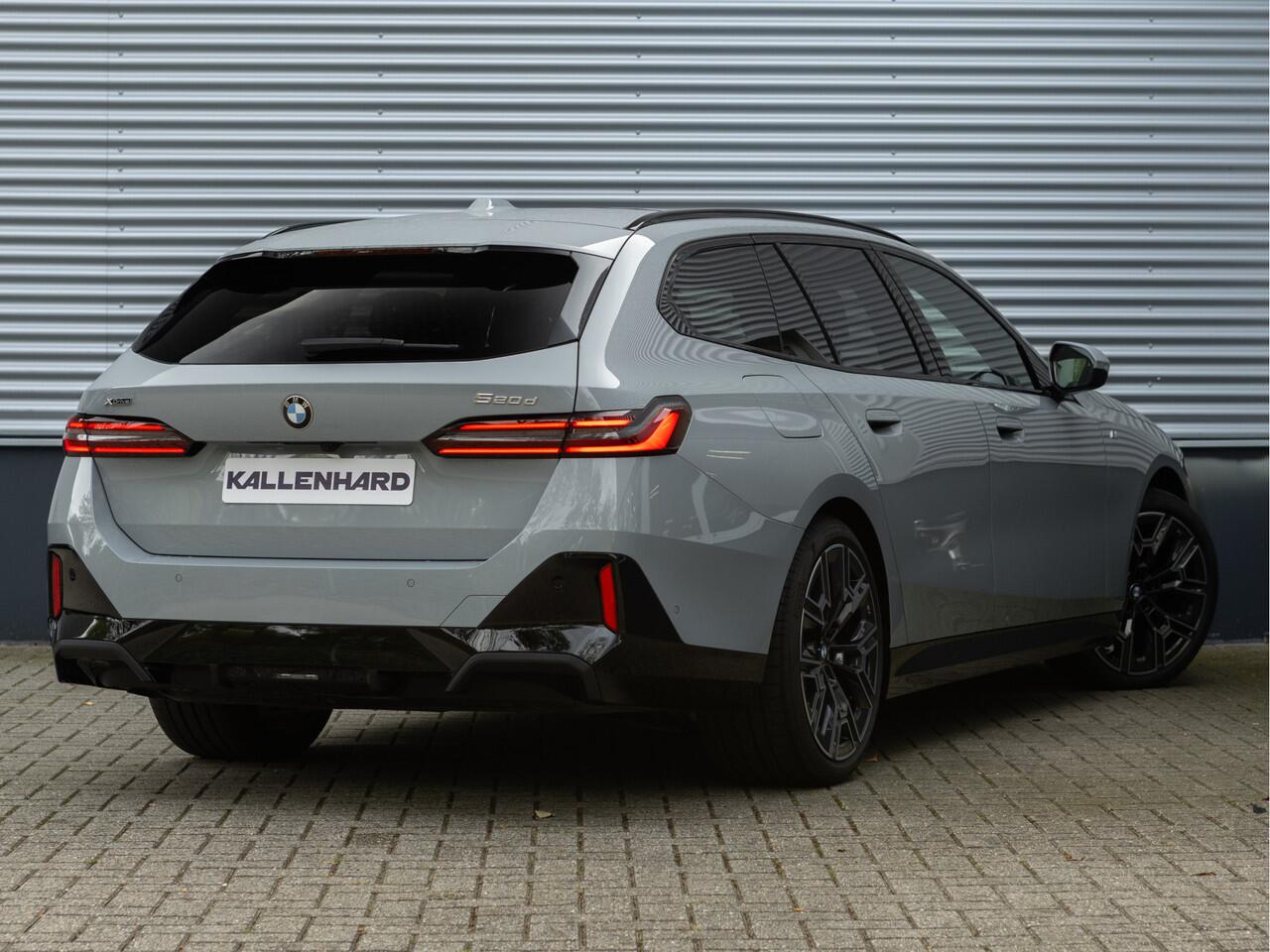 BMW 5-SERIE Touring 520d xDrive - M-Sport Pro - Pano - Trekhaak - ACC - Harman Kardon