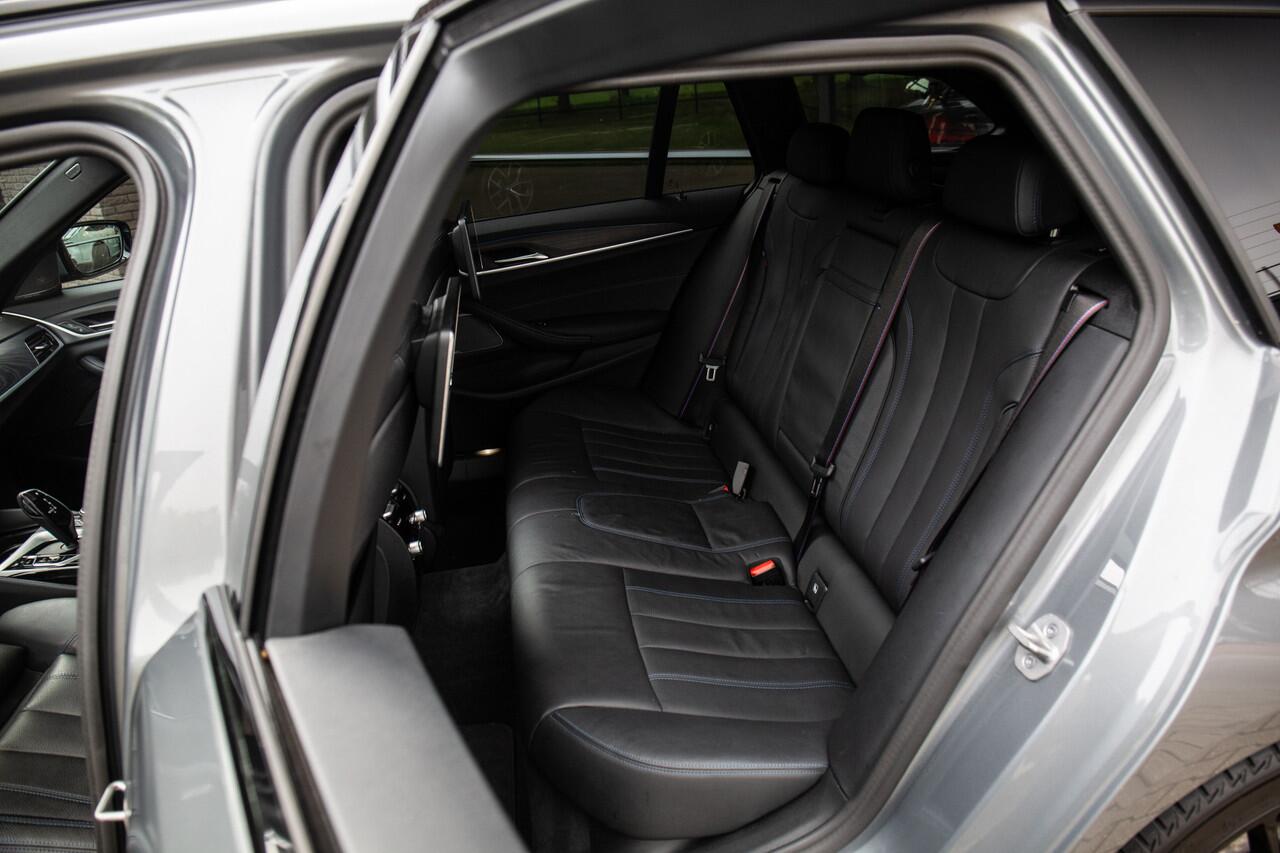 BMW 5-SERIE Touring 530e M-Sport , Panoramadak, Adap. cruise, Harmam/Kardon, Vol!