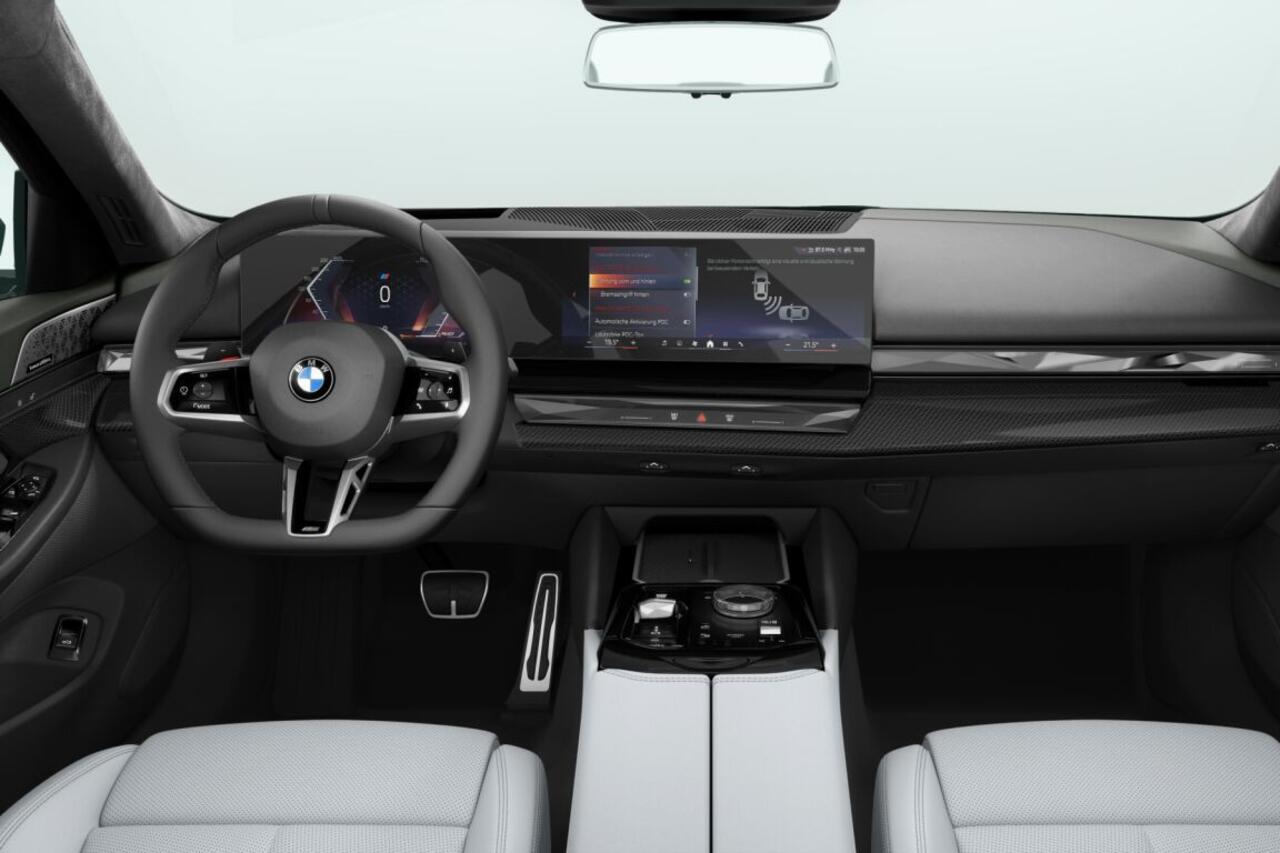 BMW 5-SERIE Sedan 540d xDrive | M Sportpakket Pro | Innovation Pack | Travel Pack | Comfort Pack | Trekhaak