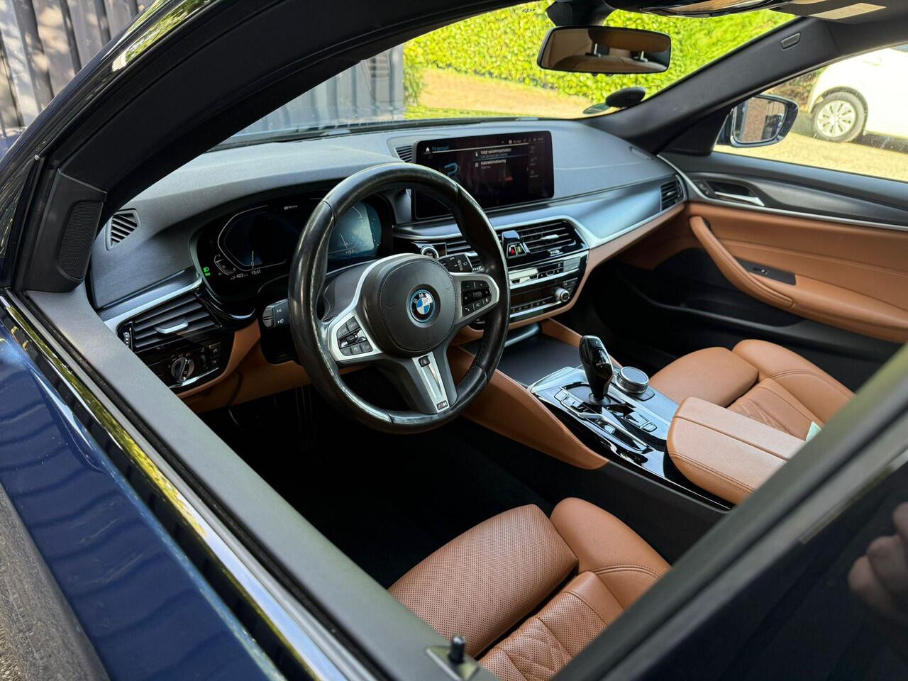 BMW 5-SERIE Touring 530e Executive Trekhaak M sport