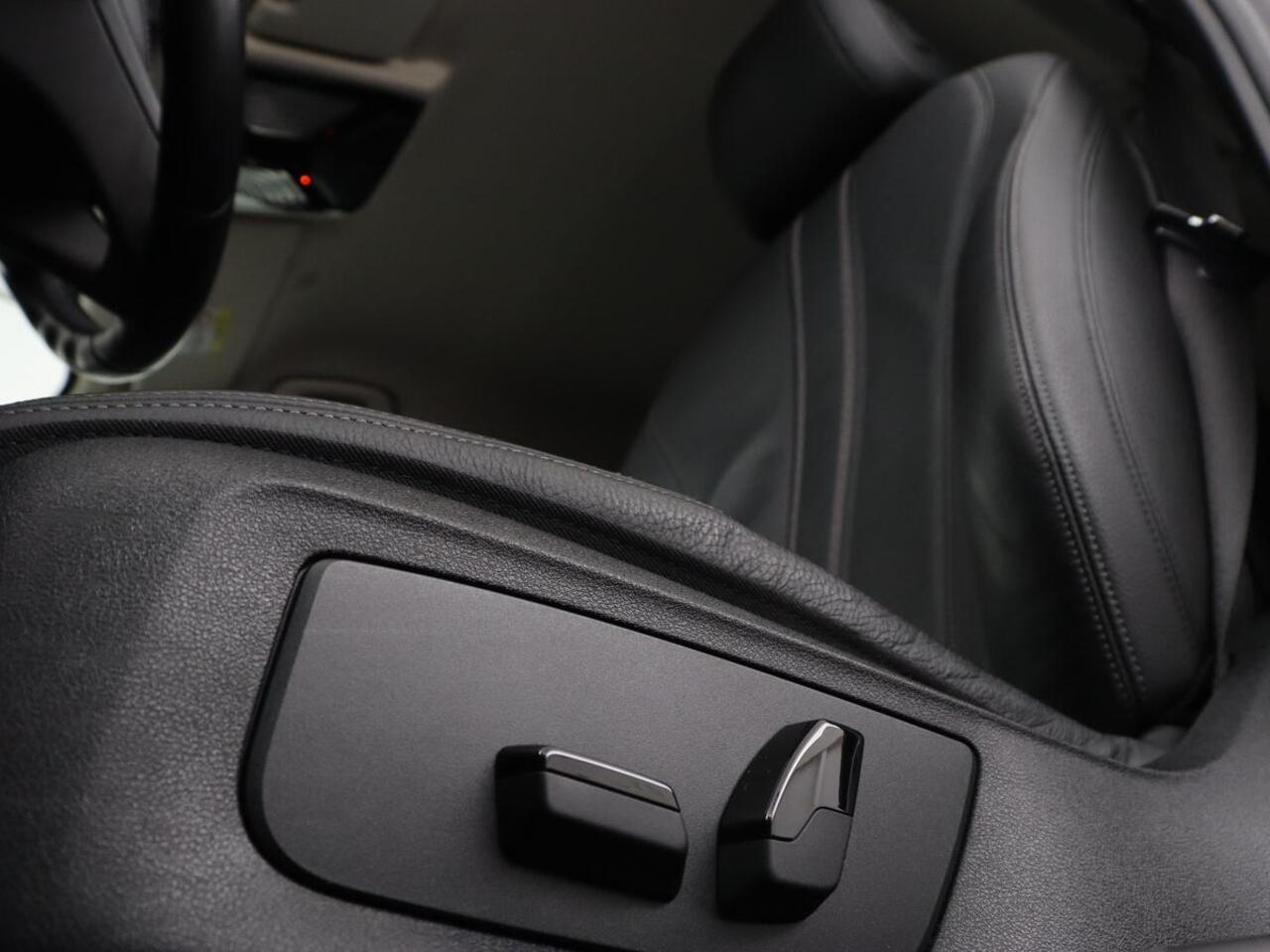 BMW 5-SERIE 530e High Executive| Head-Up | Leder | Stoelverwarming | Camera | Carplay | Live Cockpit | Naviagtie | Park Assist | Full LED