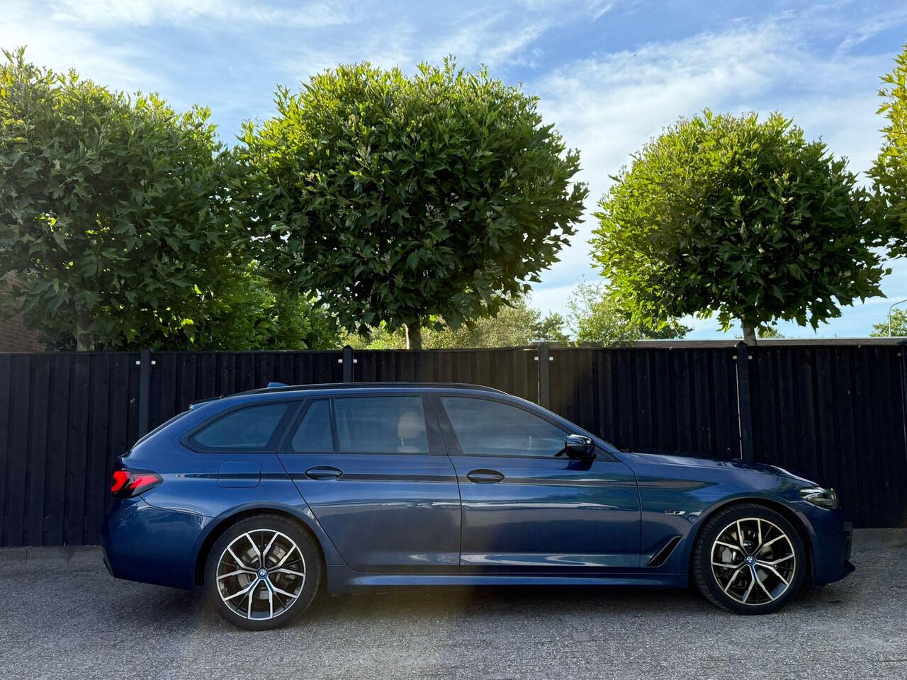 BMW 5-SERIE Touring 530e Executive Trekhaak M sport