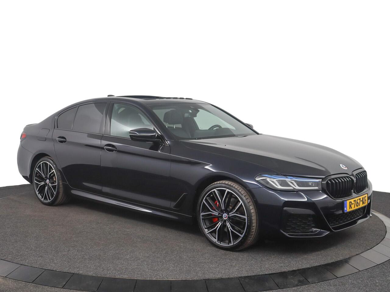 BMW 5-SERIE 530e Business Edition Plus | M-Sportpakket pro | Comfortstoelen | Laserlight | Schuif-/kanteldak