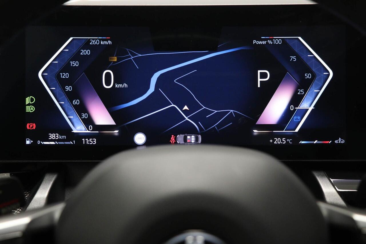 BMW 5-SERIE 520i M-Sport | COMFORT / INNOVATION / TRAVEL- PACK | HEAD UP | STOELKOELING | STUURVERWARMING | 360 CAMERA