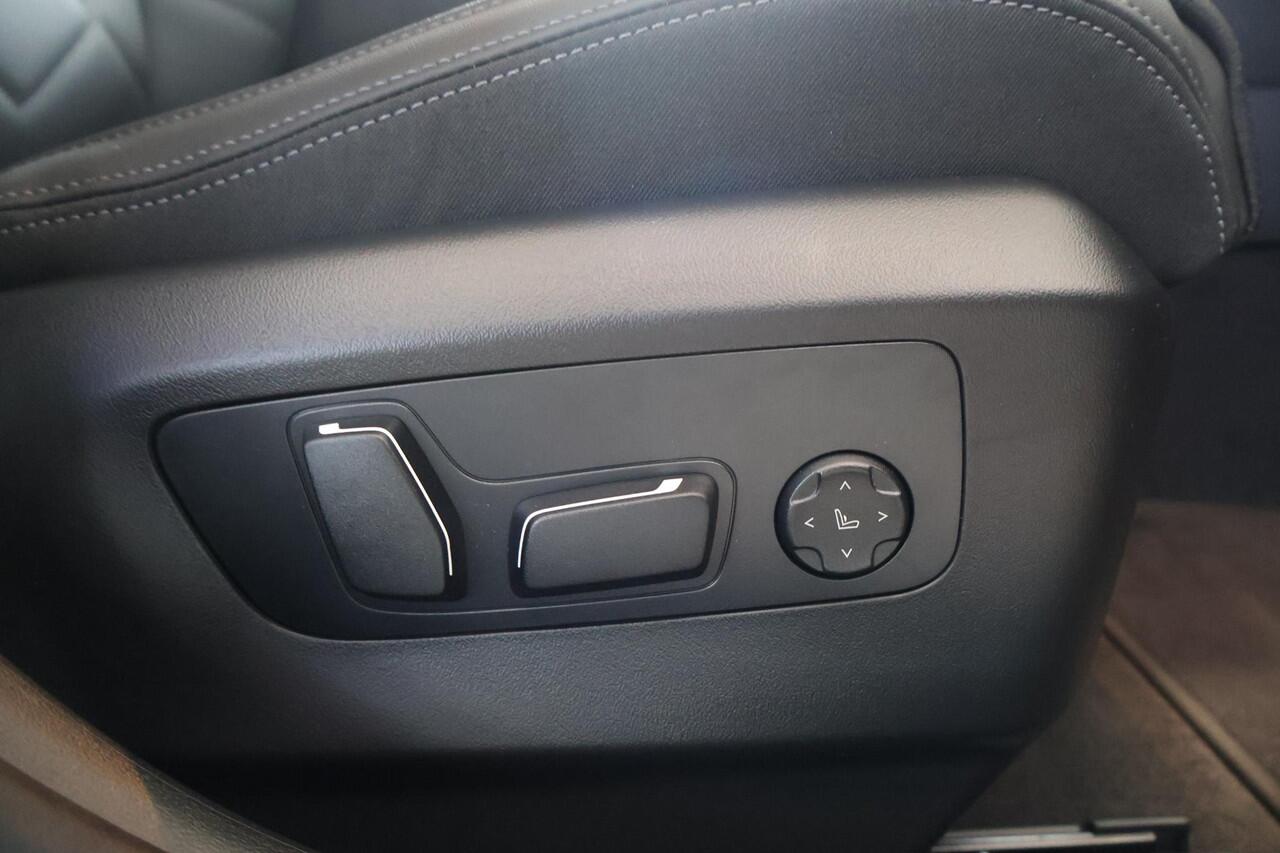 BMW 5-SERIE 550e xDrive Touring | M Sportpakket Pro | Innovation Package | Travel Pack | Comfort Pack