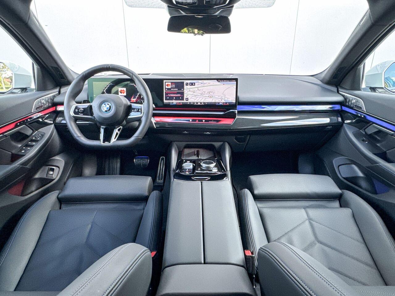 BMW 5-SERIE Sedan 550e xDrive | Selections | M Sport | Driving Assistant Professional | stuur verwarmd