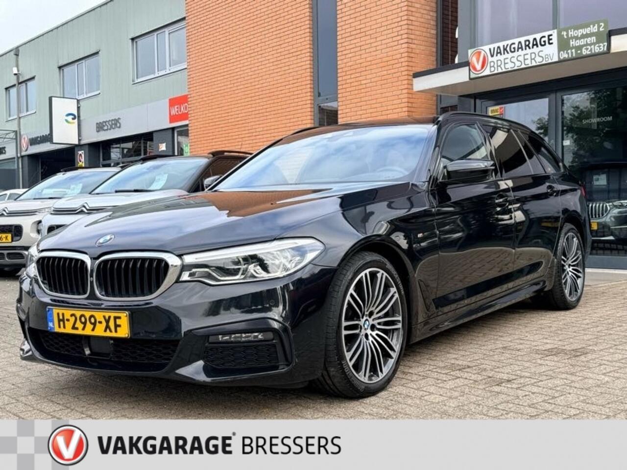 BMW 5-SERIE 540i xD High Exclusive Edition Full options!
